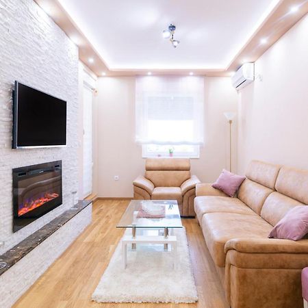 Mili Lux Apartman Novi Sad Exterior foto